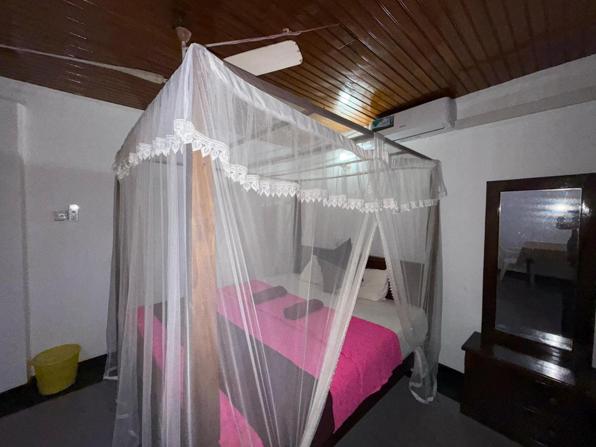 Serendipity Beach Unawatuna Luaran gambar